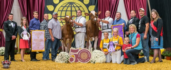 Booth-Haven Lady In-Red-ET Junior Champion Cole, Ava, Campbell & Royce Booth Plymouth, WI Greenlea Ad Annie-Red-ET Reserve Junior Champion Mike Heath and Mark & Will Iager Marietta, NY