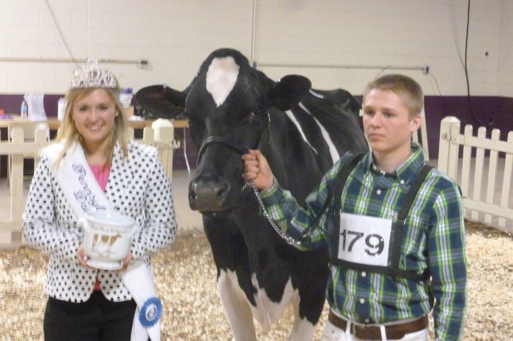 Best Bred & Owned - Youth Show Lu-Anne Antidel, PA Dairy Princess Coy Campbell (Photo PA Holstein Association)
