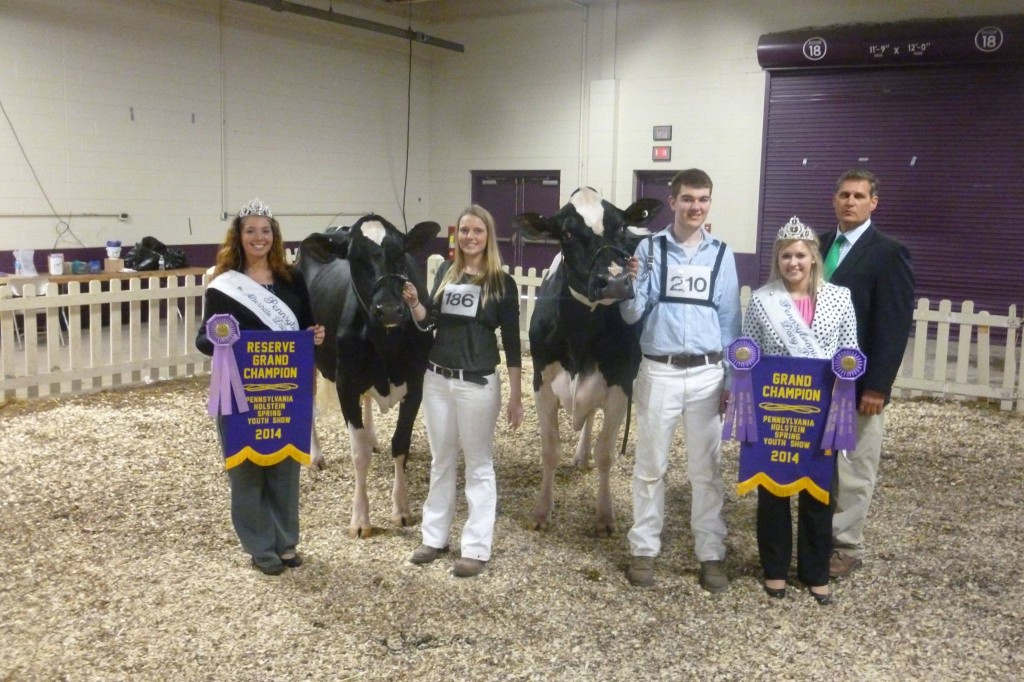 Grand Champions - Open and Youth Shows Danielle Varner, PA Alternate Dairy Princess Lauren Nell, Reserve Grand Champion Douglas Boop, Grand Champion Lu-Anne Antidel, PA Dairy Princess Dennis Patrick, Judge (Photo PA Holstein Association)