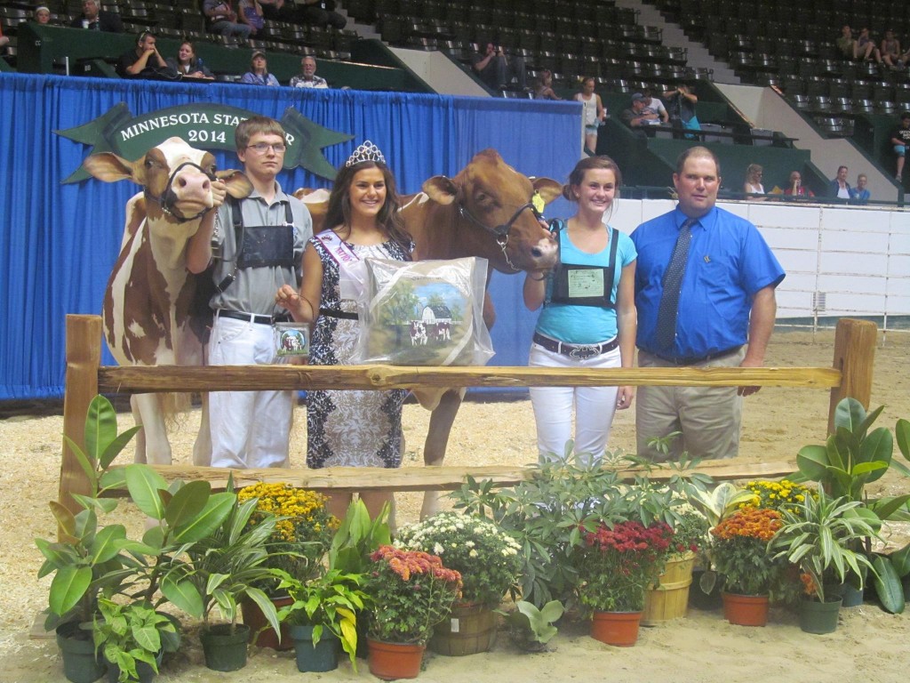 Senior & Grand Champion Junior Show: 1st Sr-3-Yr-Old, 1st Jr: Fancypants Hopeful Rae-Red Exhibited by: Julia C. Nunes, WI Res. Senior & Res. Grand Champion Junior Show: 2nd Jr-2-Yr-Old, 1st Jr: Scha-Way Redlou Firefly-Red Exhibited by: Jacob Schaefer & Quentin Scott, MN